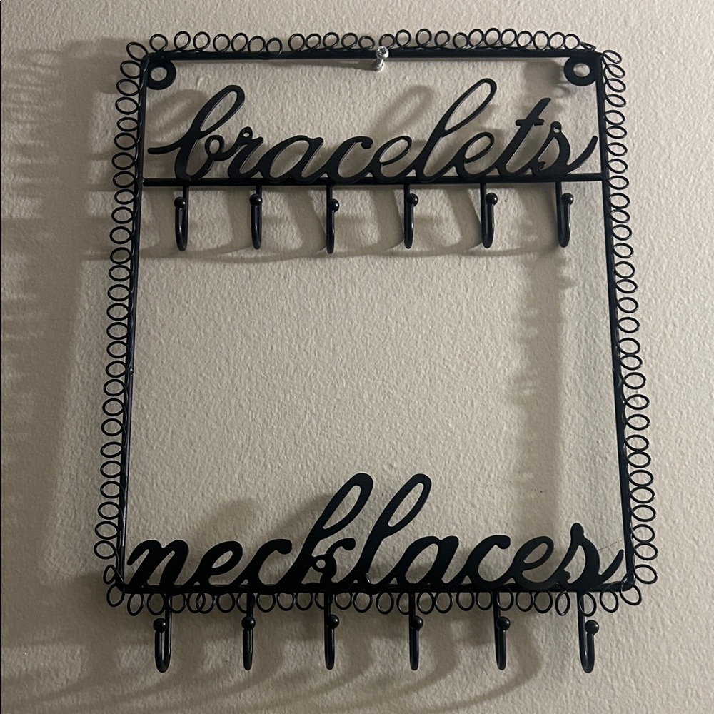 Black Wire Jewelry Organizer